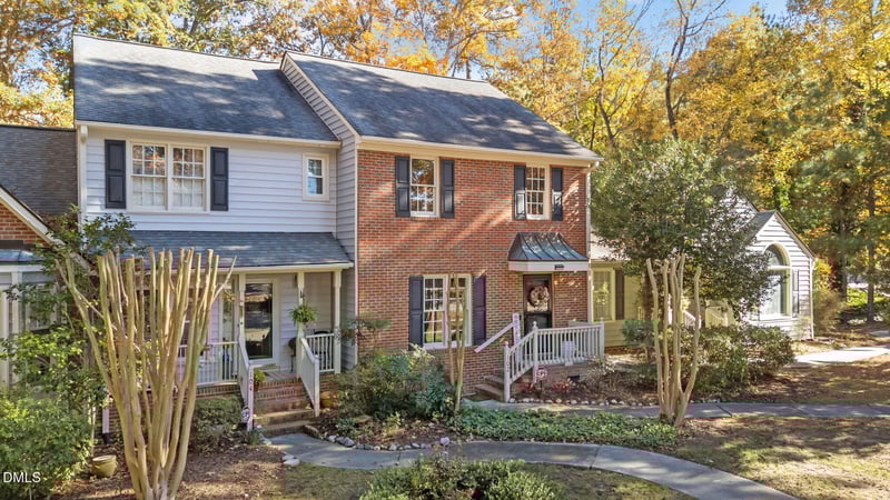 102 Sanair Ct, Apex, NC 27502