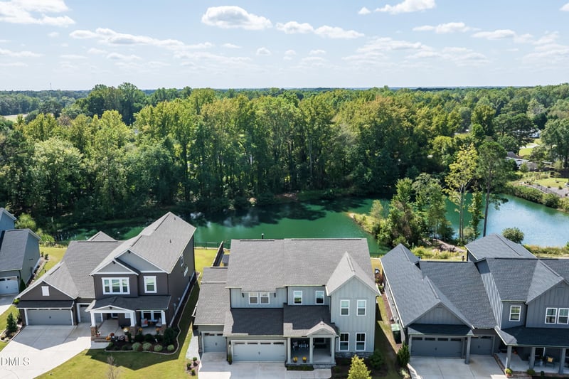 102 Serendipity Dr, Fuquay Varina, NC 27526