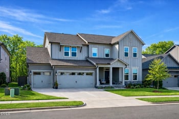 102 Serendipity Dr, Fuquay Varina, NC 27526