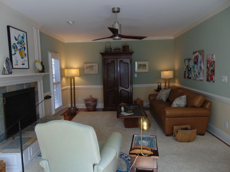 102 Shadow Bend Ln, Cary, NC 27518