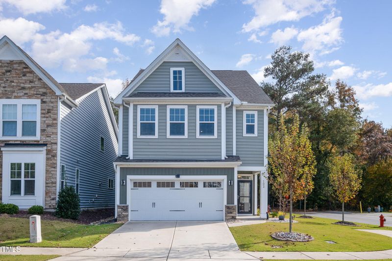 102 Shady Top Ln, Durham, NC 27703