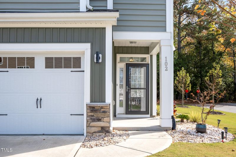 102 Shady Top Ln, Durham, NC 27703