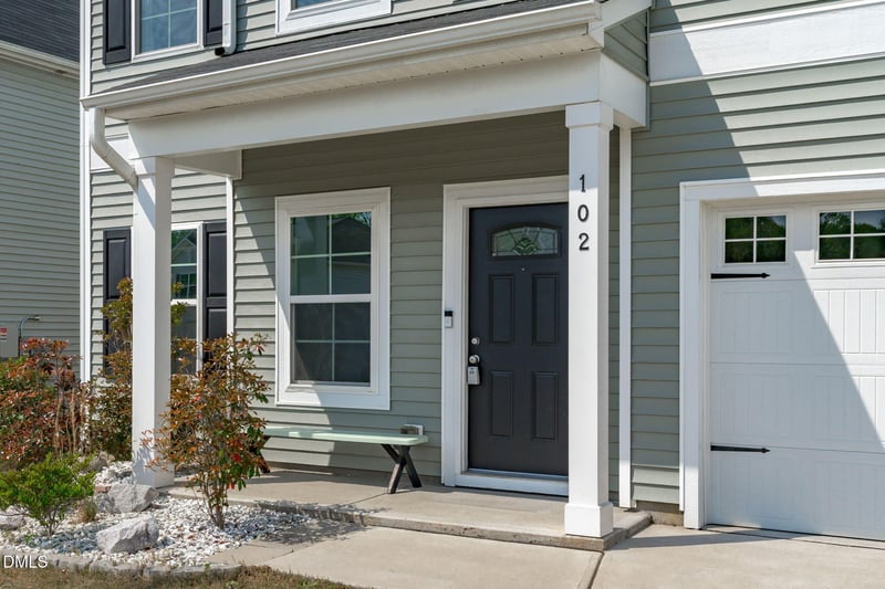 102 Sherrill Pl Ln, Garner, NC 27529