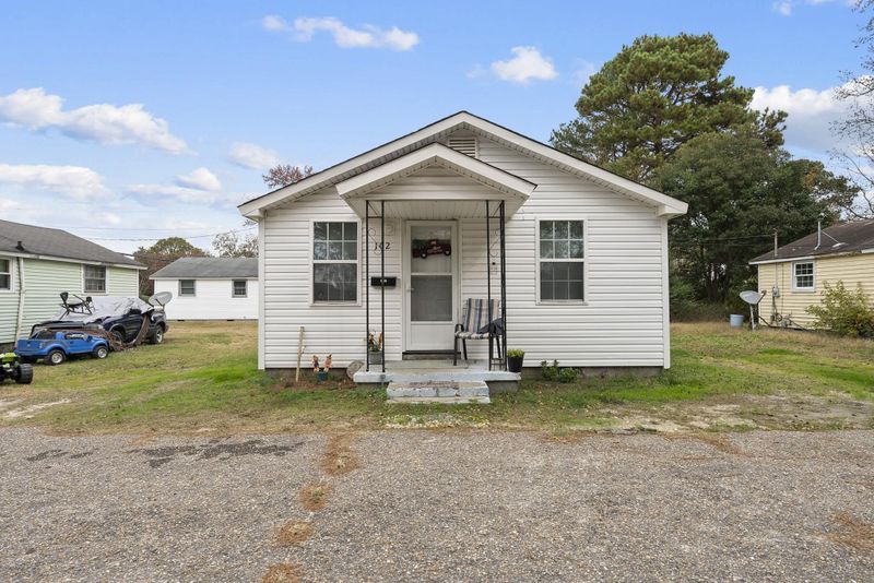 102 Short St, Dunn, NC 28334
