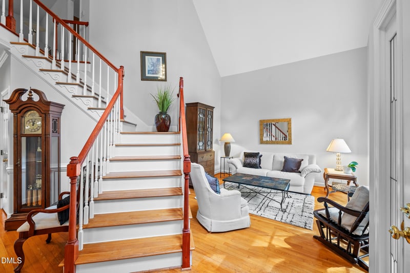 102 Shriver Ct, Cary, NC 27511