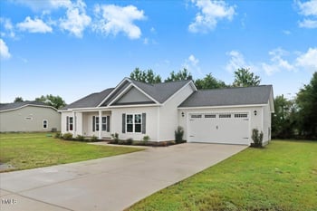 102 Sillinger Dr, Goldsboro, NC 27534