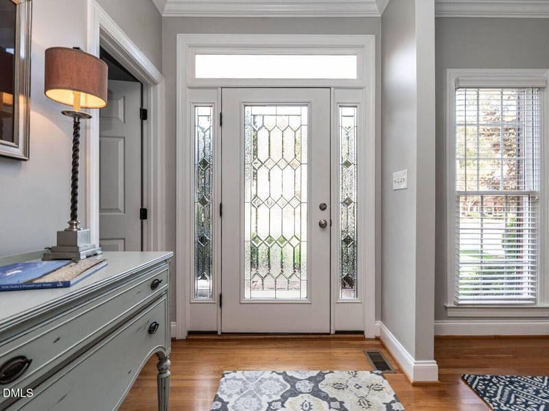 102 Smiths Knoll Ct, Cary, NC 27513
