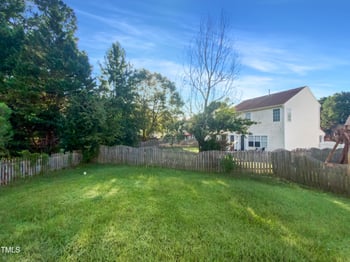 102 Spring Dove Ln, Apex, NC 27539