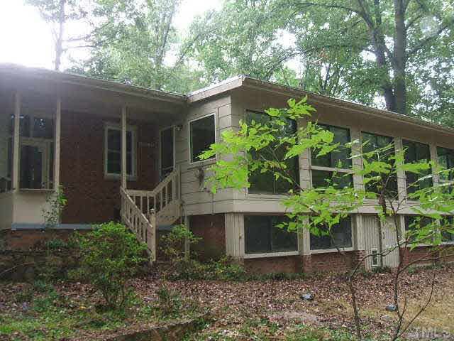 102 Stateside Dr, Chapel Hill, NC 27514