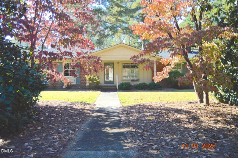 102 Stevens St, Smithfield, NC 27577