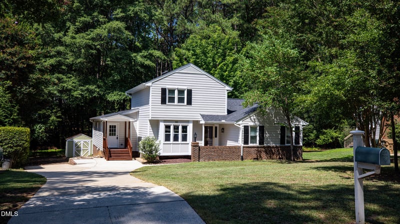 102 Stockett Ct, Garner, NC 27529