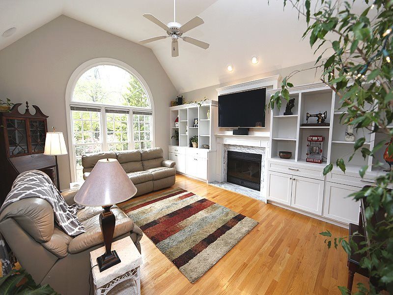 102 Stromer Dr, Cary, NC 27513