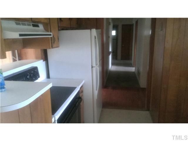 102 Sunrise Ave, Smithfield, NC 27577