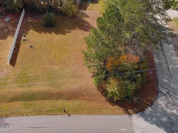 102 Tanglewood Dr, Louisburg, NC 27549