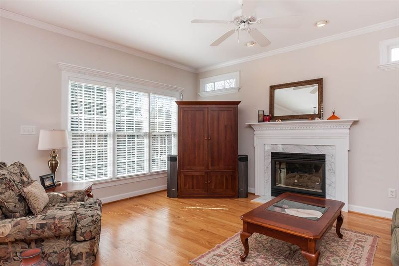 102 Telford Ln, Apex, NC 27502