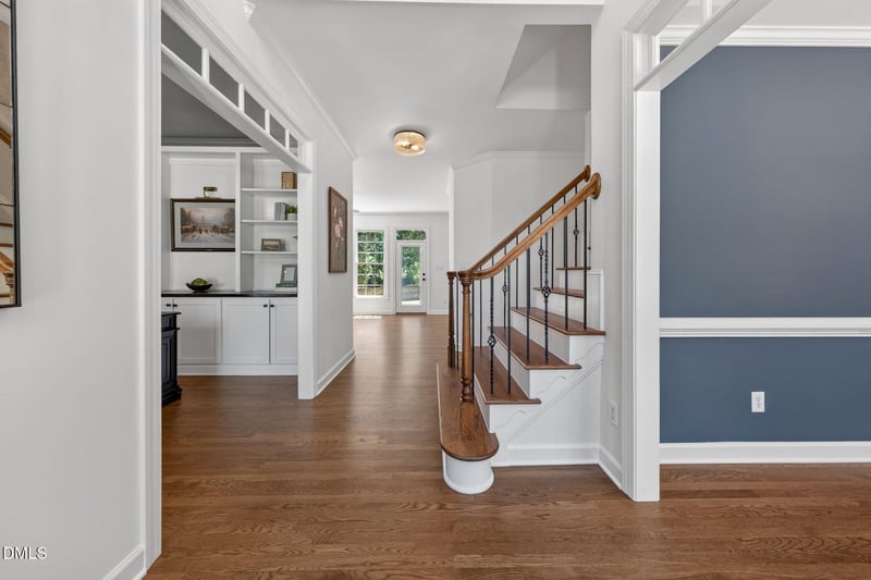 102 Tenbury Wells Dr, Cary, NC 27518
