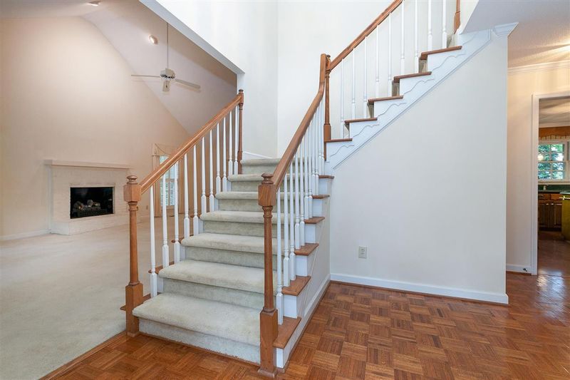 102 Timber View Ln, Cary, NC 27511