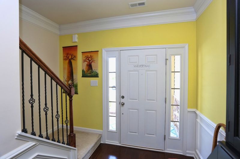 102 Torrey Heights Ln, Durham, NC 27703