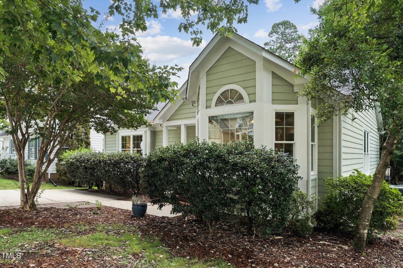 102 Trailview Dr, Cary, NC 27513