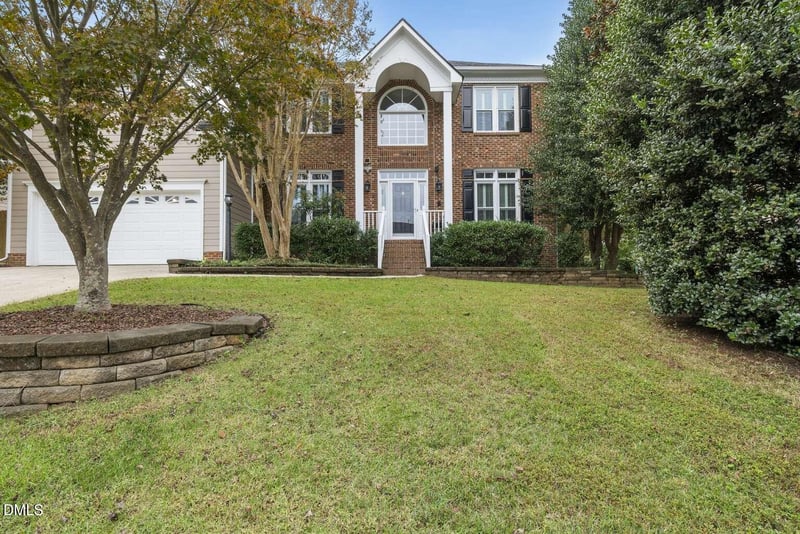 102 Travilah Oaks Ln, Cary, NC 27518