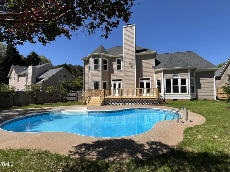 102 Traviliah Oaks Ln, Cary, NC 27518