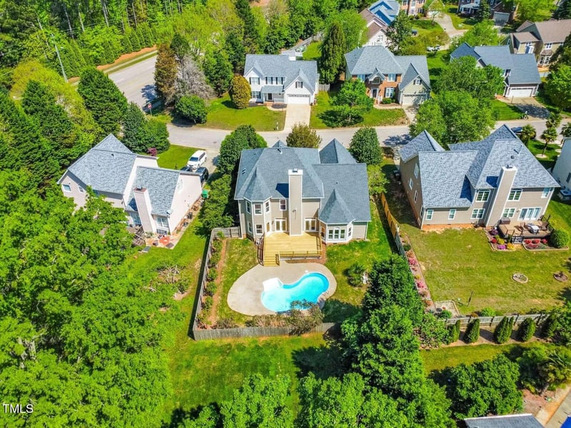 102 Traviliah Oaks Ln, Cary, NC 27518