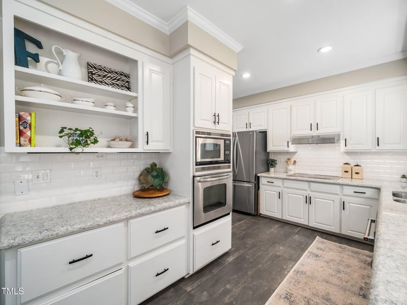 102 Turnberry Ln, Cary, NC 27518