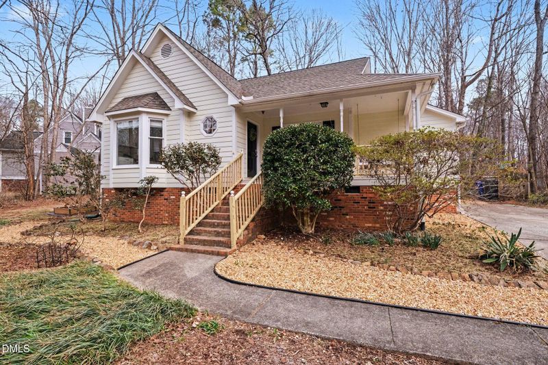 102 Twisted Ct, Hillsborough, NC 27278