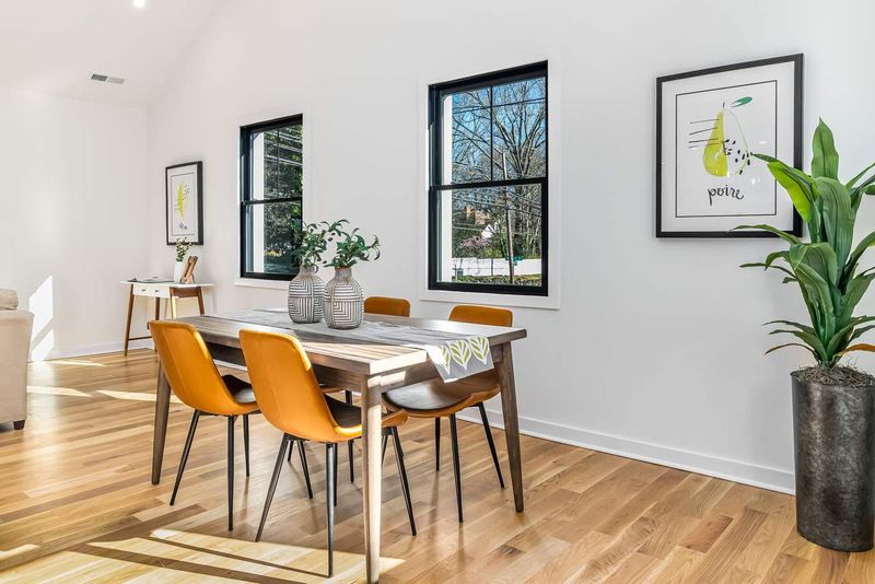 102 W Union St #1, Hillsborough, NC 27278