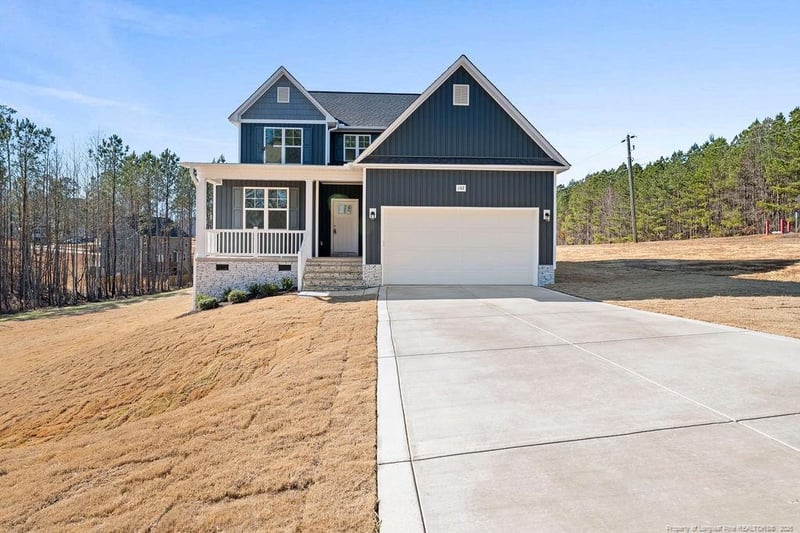 102 Uwharrie Way, Sanford, NC 27330