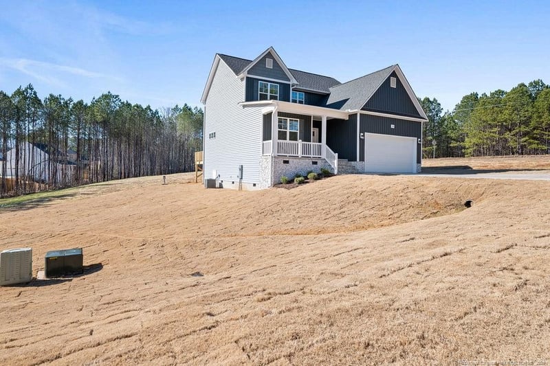 102 Uwharrie Way, Sanford, NC 27330