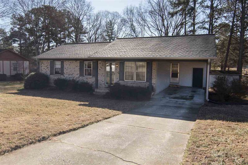102 Val Del Ct, Garner, NC 27529