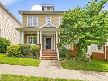 102 Westside Dr, Chapel Hill, NC 27516