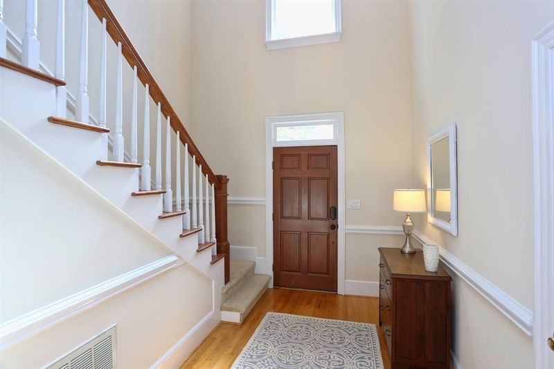 102 Windhover Pl, Chapel Hill, NC 27514