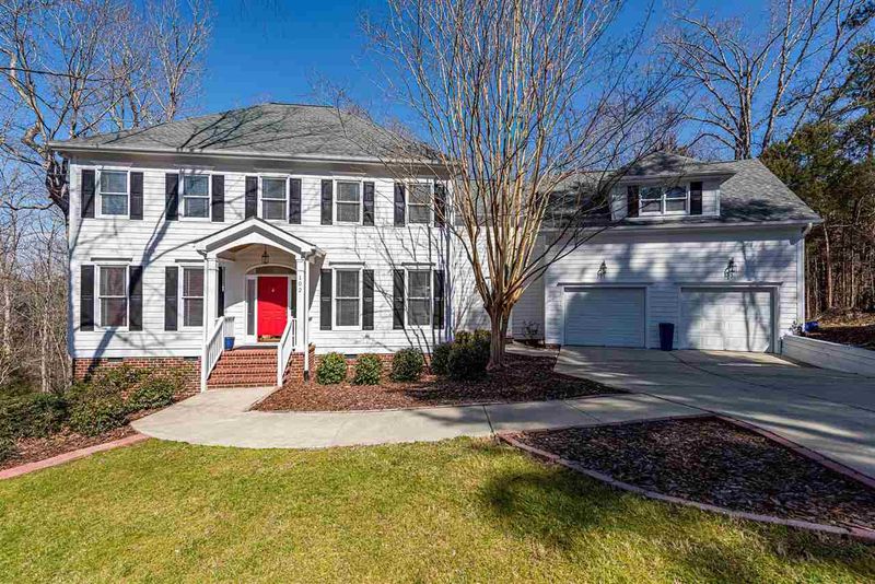 102 Windorah Pl, Chapel Hill, NC 27517