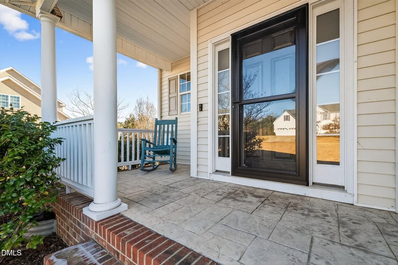 102 Wood Valley Dr, Four Oaks, NC 27524