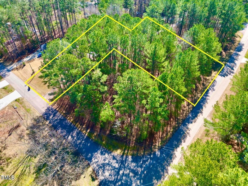 102 Wyoming Dr, Louisburg, NC 27549