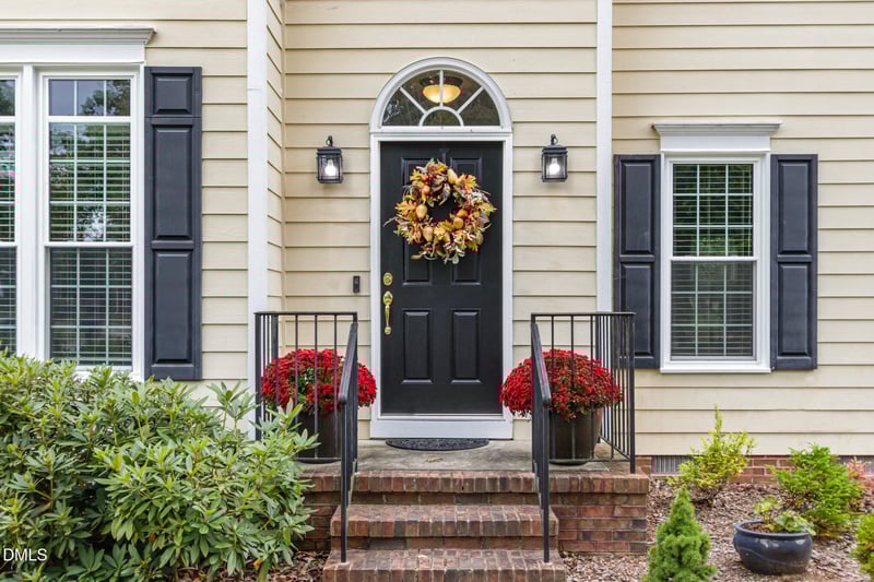 102 Yosemite Ct, Mebane, NC 27302