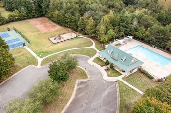 102 Yosemite Ct, Mebane, NC 27302