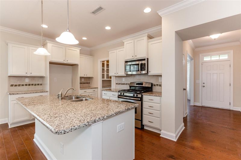 1020 Autumn Meadow Ln, Wake Forest, NC 27587