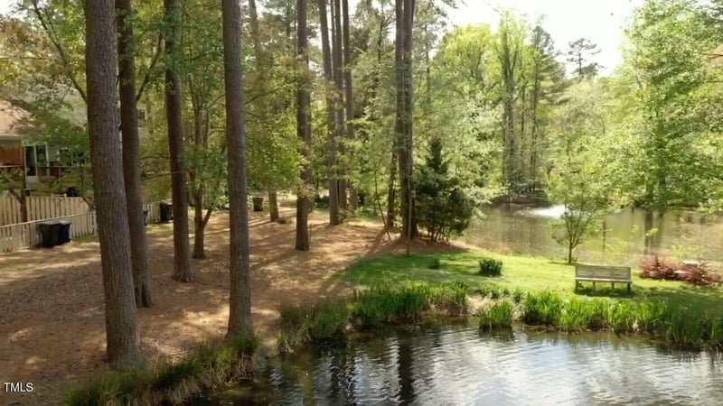 1020 Bend Dr, Raleigh, NC 27609
