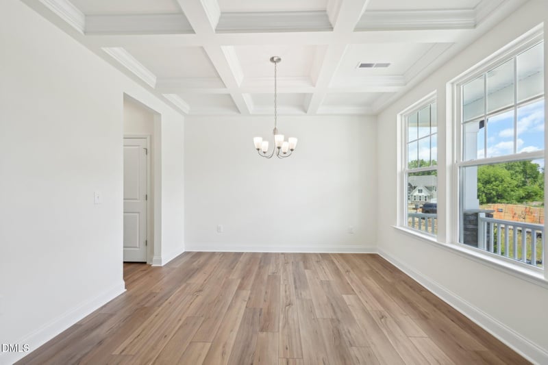 1020 Bolton Pointe Dr, Zebulon, NC 27597