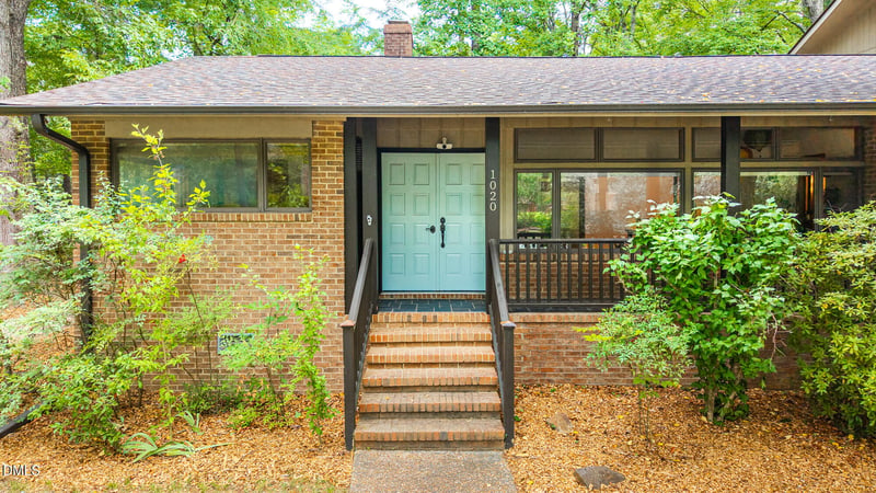 1020 Burning Tree Dr, Chapel Hill, NC 27517