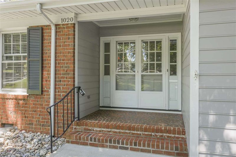 1020 Deboy St, Raleigh, NC 27606