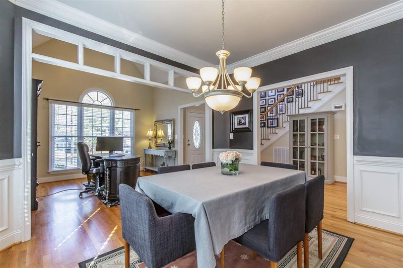 1020 W Front St, Burlington, NC 27215