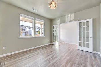 1020 Garrow Dr, Holly Springs, NC 27540