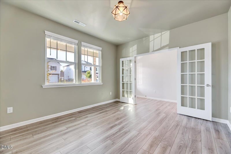 1020 Garrow Dr, Holly Springs, NC 27540