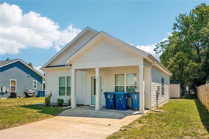 1020 Harnett St, Dunn, NC 28334