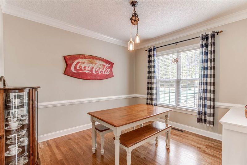1020 Highlander Dr, Raleigh, NC 27603