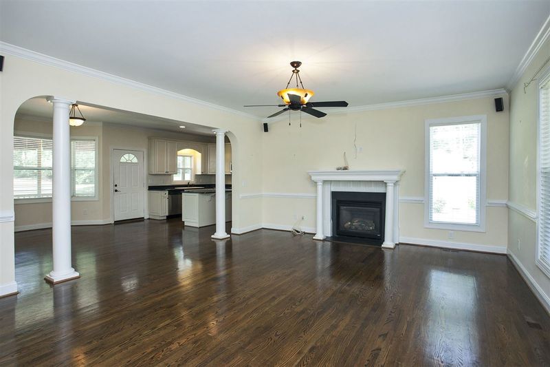 1020 Irongate Dr, Apex, NC 27502